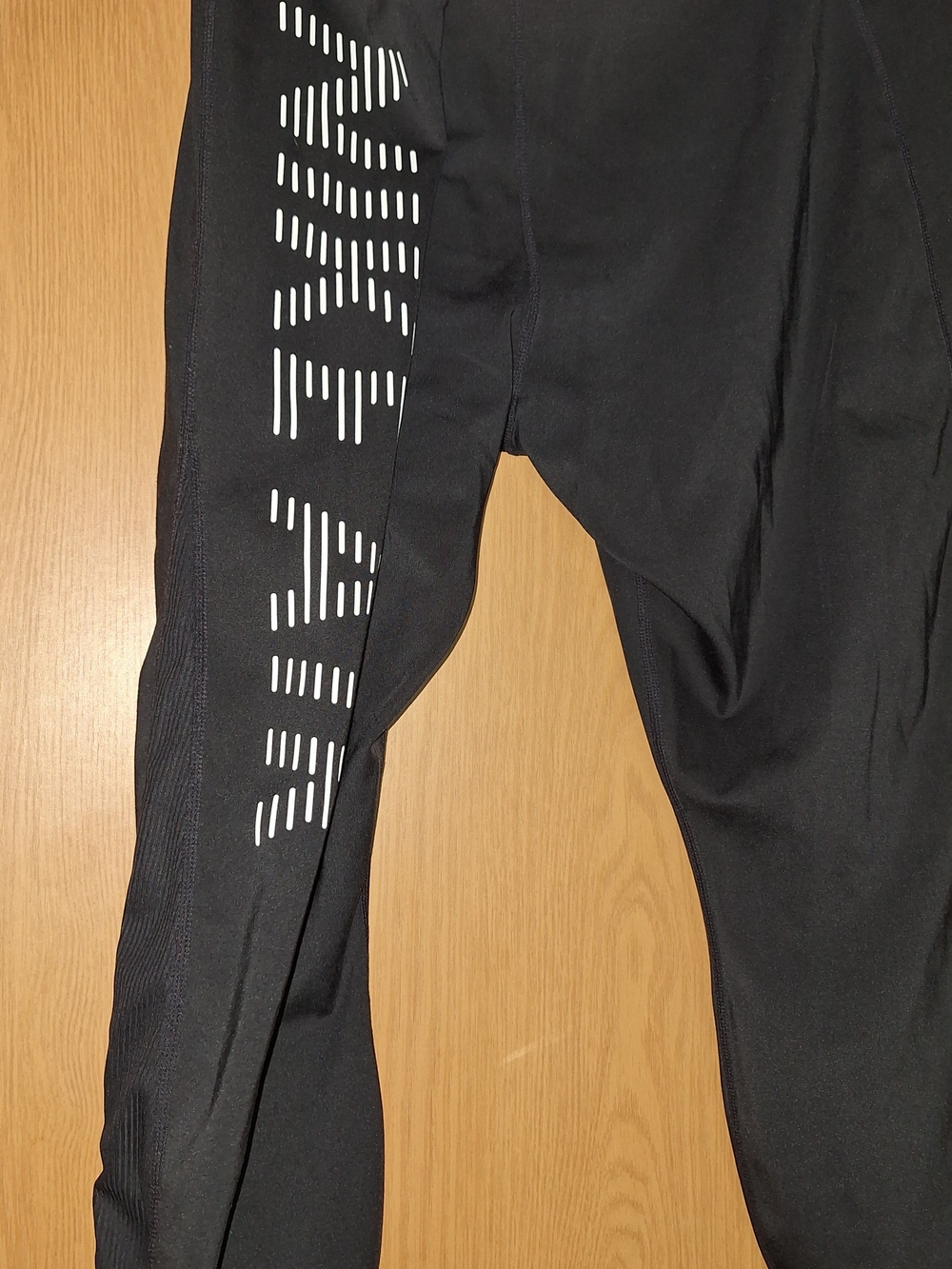 Men's Black Performance Tights with Reflective Detail